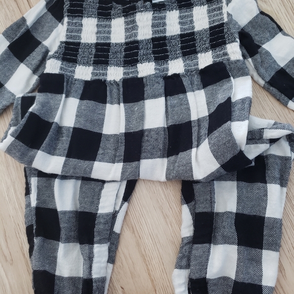 Old Navy 18-24 month 2 Dresses and Vest Lot - Picture 7 of 7